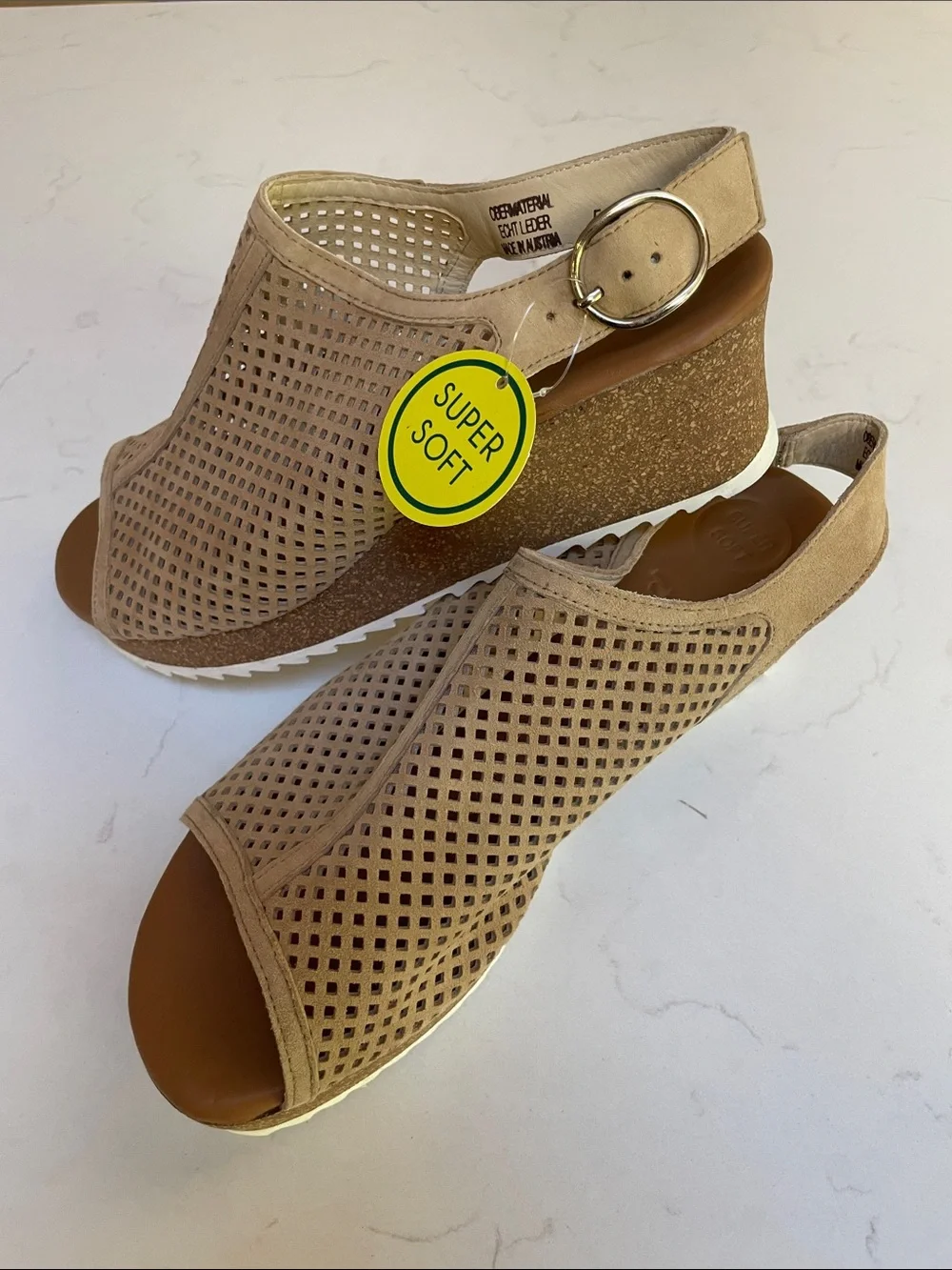 NWT Paul Green Super Soft Taupe Perforated Wedge Sandals 5 (7.5 US)